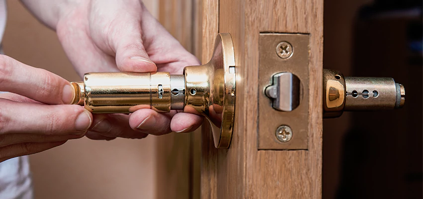 AAA Locksmiths For Lost Car Keys in La Riviera, California