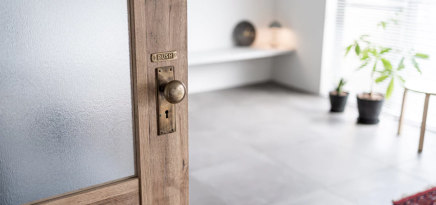 Deadbolt Door Lock Knob Repair in La Riviera, California